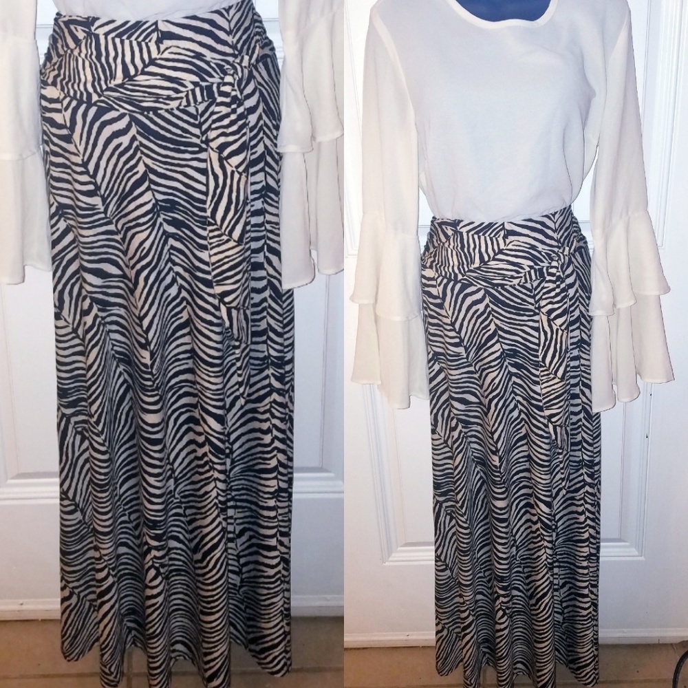 Flared maxi skirt
